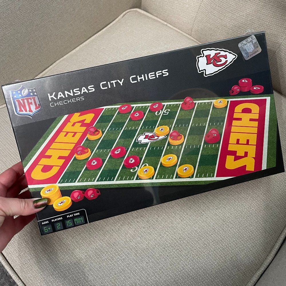 NEW Kansas City Chiefs Checkers Game Set